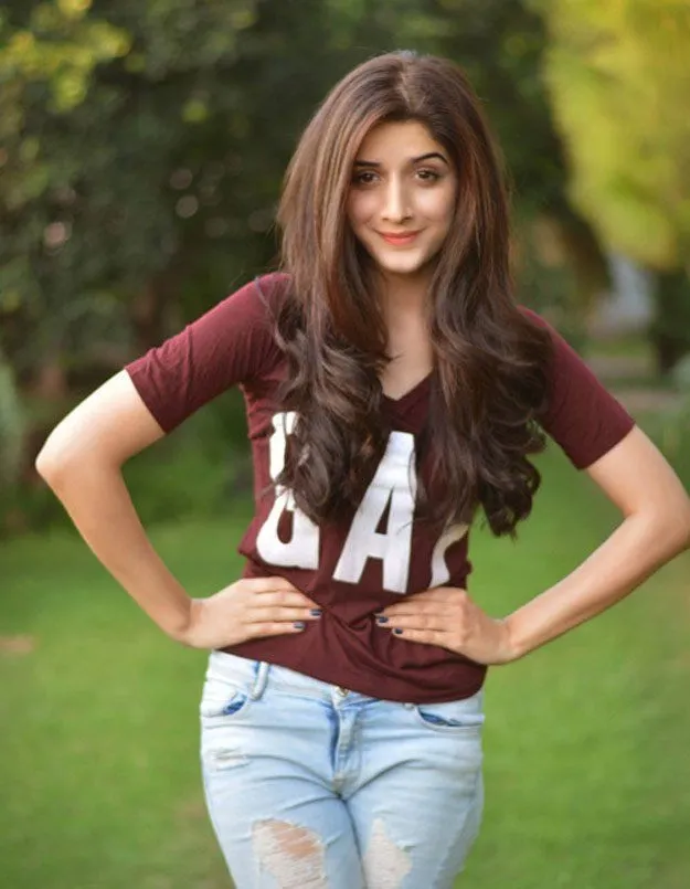 Get a Luxurious Meeting With Bangalore Young Escort Girl Gallery Photo