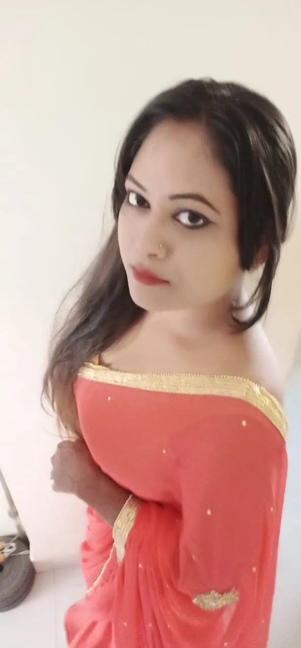 A sexy bhbai call girl in Bilaspur awaits for you to provides excellent erotic services