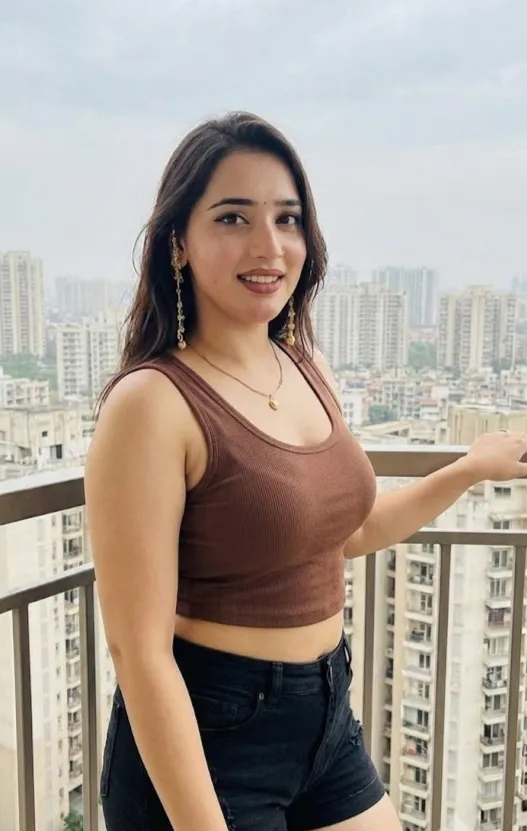 Let's have fun to the fullest and enjoy life with Srinagar vip call girl