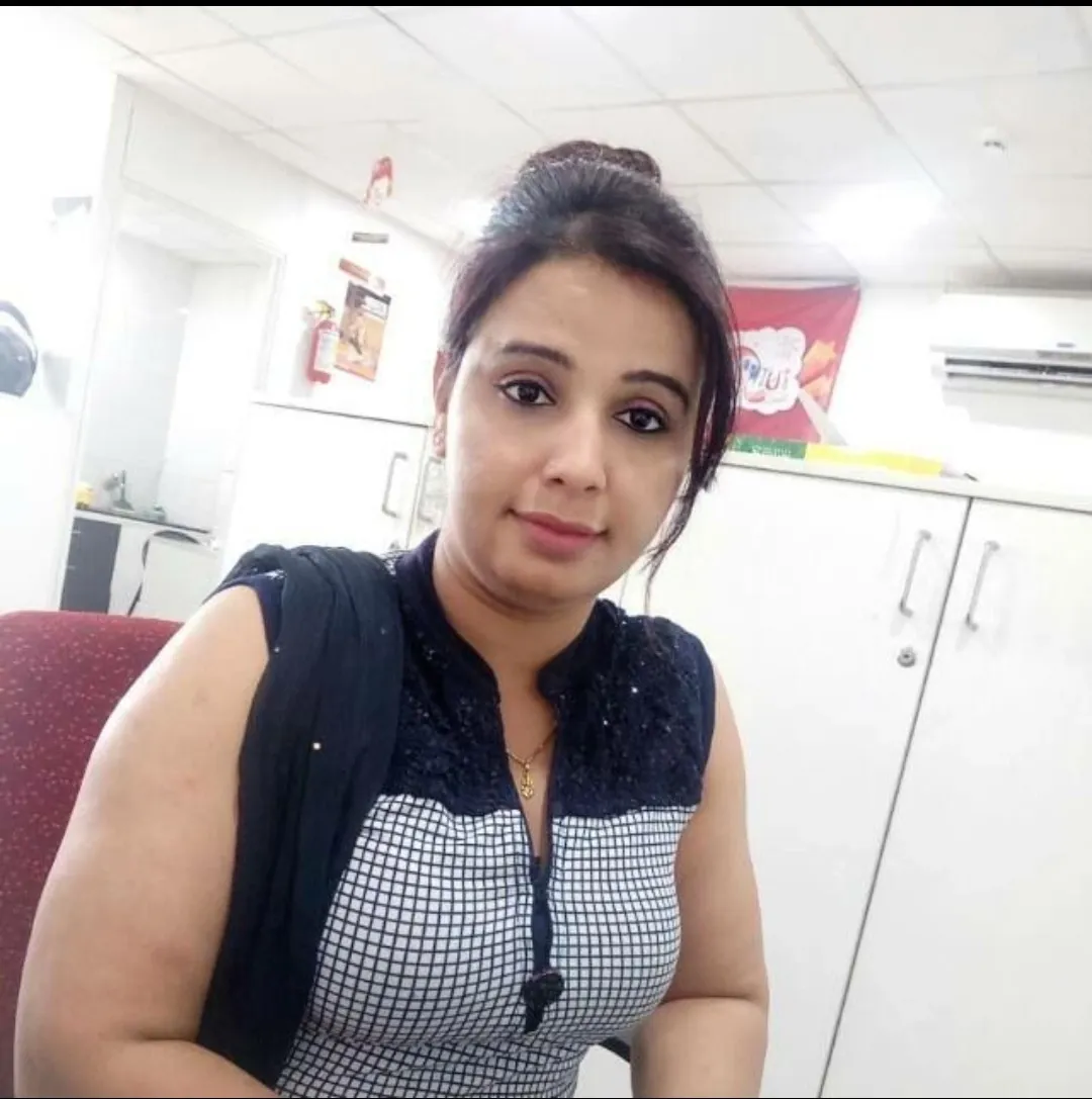 Hot and passionate fuck between four walls with Rudrapur bhbai call girl