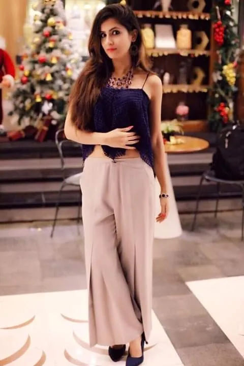A very discreet and you will always feel that you are with a true royal call girl in Rudrapur