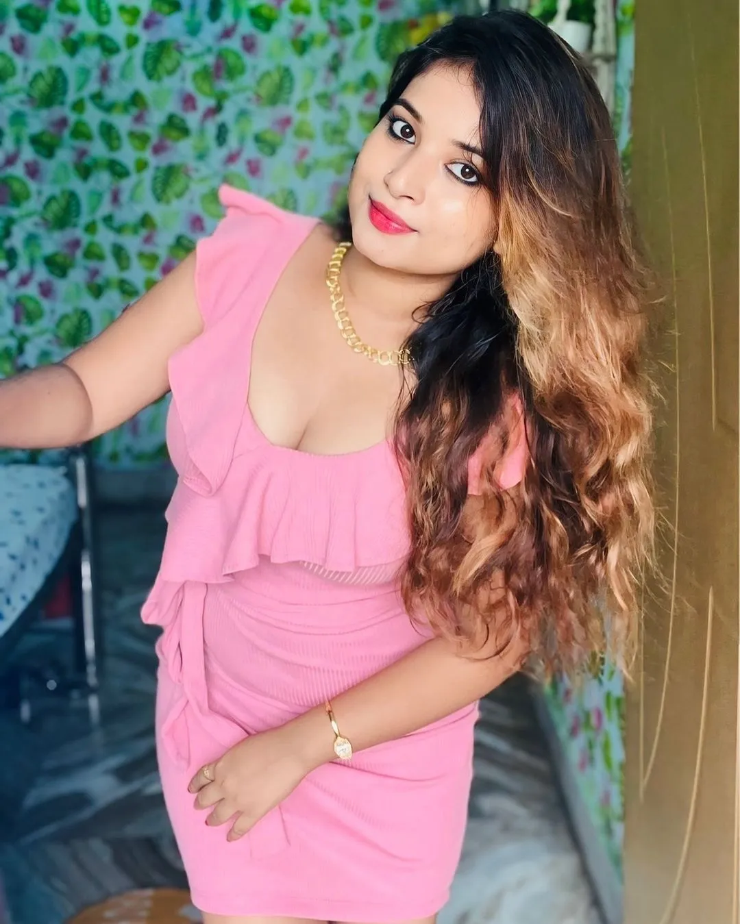 Varanasi Sexy Escort Girl for Your Carnal Desires Call Now for Book Gallery Photo