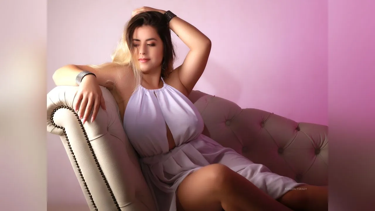Discover Pleasure With Low Budget Punjabi Call Girl in Bareilly Gallery Photo