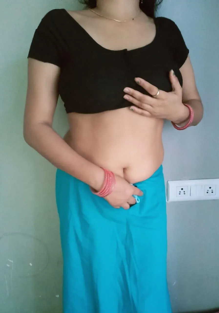 Book and Get Honeymoon-style Intimacy with Newly Married Call Girl in Jaipur Gallery Photo