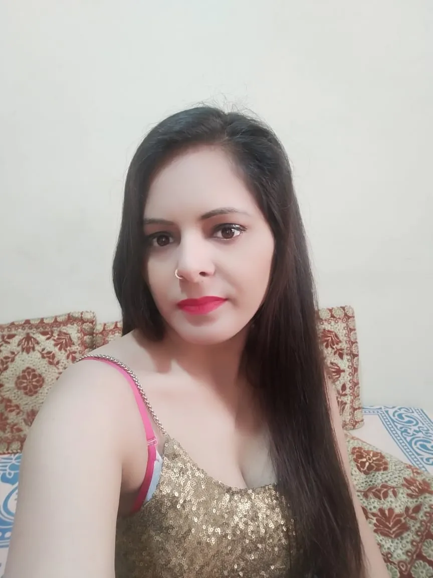 Hire Beauty Parlour Dating Call Girl Only For Night Service in Bathinda Gallery Photo