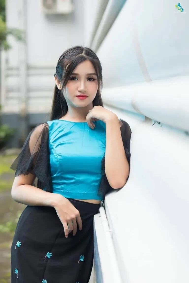Cash Payment Free Delivery Service Provided by Newly Married Call Girls in Bikaner Gallery Photo