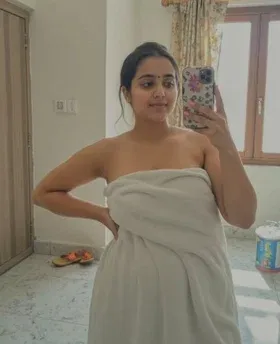 Hot Mallu Call Girl in Dharamshala For Bachelor & Bachelorette Parties Gallery Photo