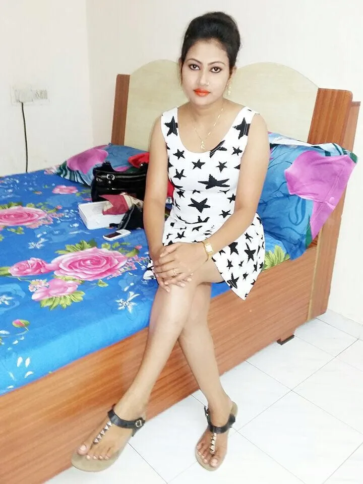 Safe & Secure Punjabi Call Girl in Gorakhpur For Incall/Outcall Services Gallery Photo