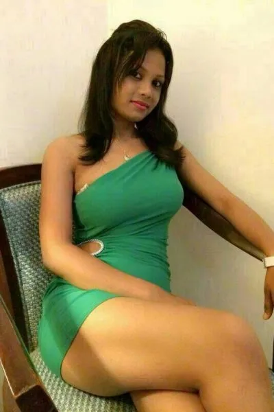 Independent College Escort Girl in Haldwani Provides Private Services Anytime Anywhere Gallery Photo