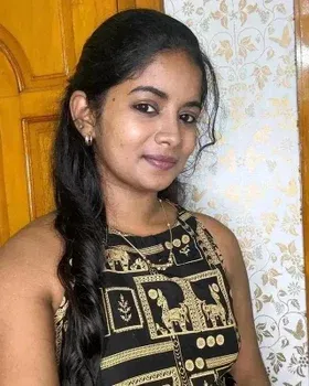 Newly Married Call Girl in Hardoi Affectionate Services Gallery Photo