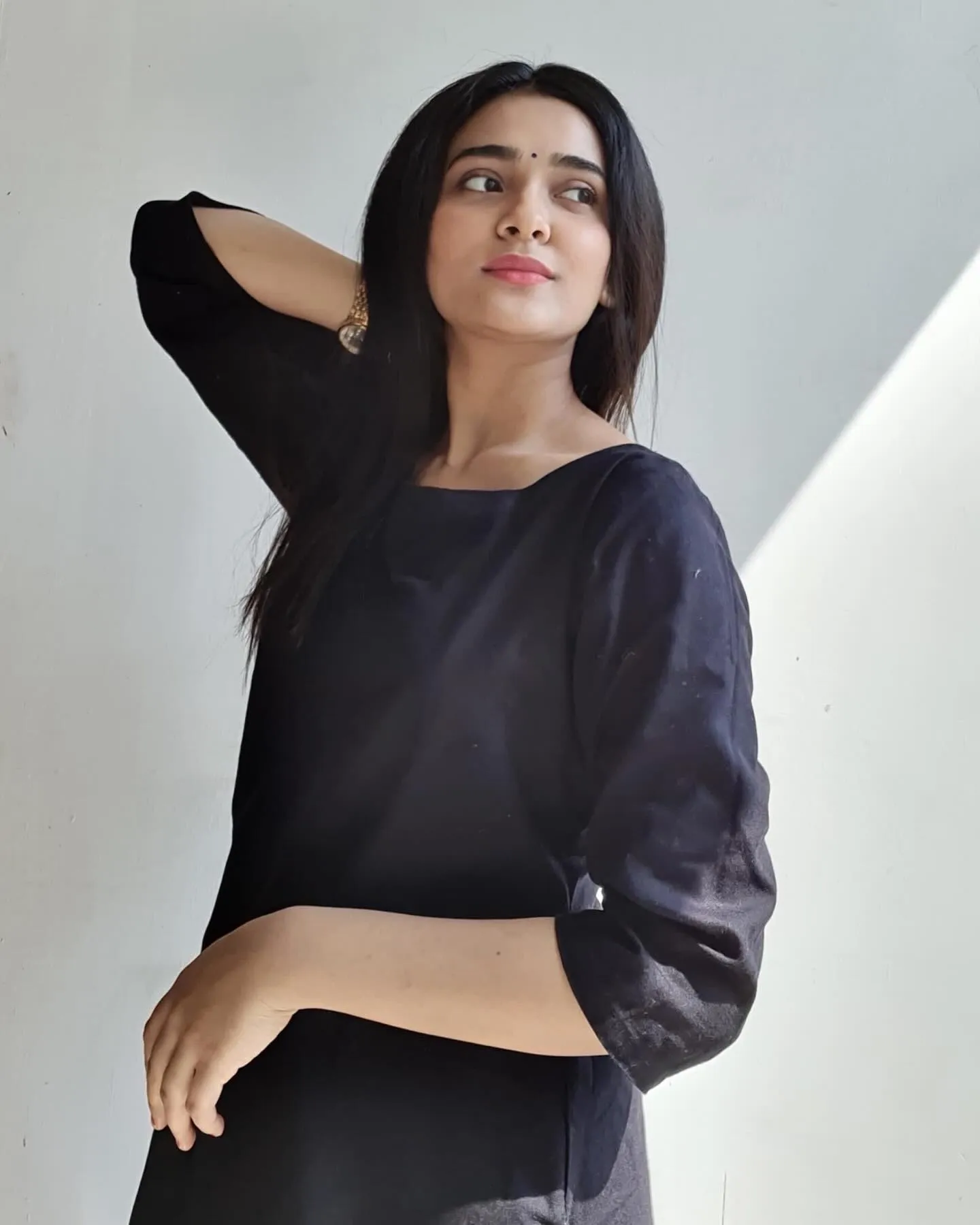 Mature Pleasures With Experienced High Profile Call Girl in Jammu Gallery Photo