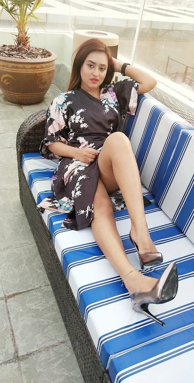 Sensual Allahabad Call Girls Providing Home Service Gallery Photo