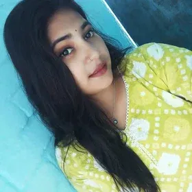 Young College Escort Compsnion in Kullu For Romantic Experience Gallery Photo