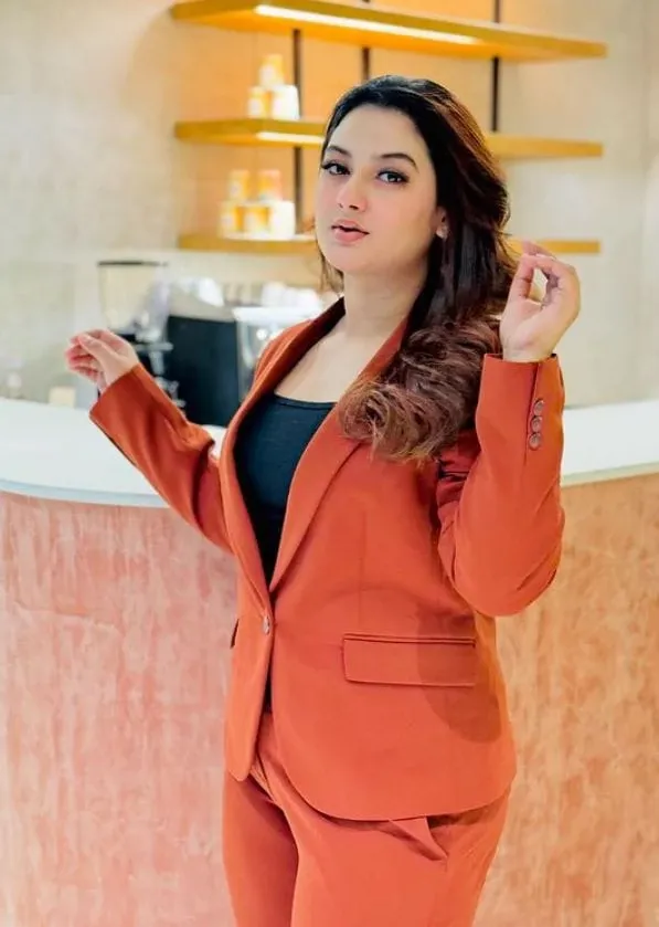 Hot High-Class Call Girl in Almora For Day and Night Service Gallery Photo
