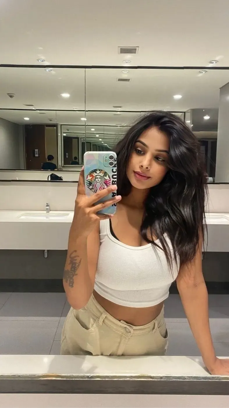 Genuine and Trustworthy Mumbai Sexy Escort Girl Awaits for You Gallery Photo