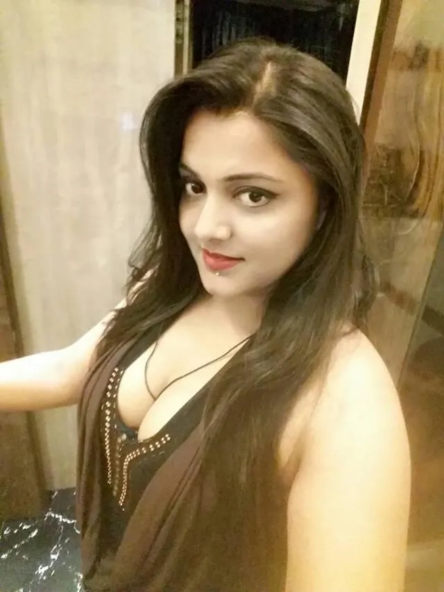 Only Outcall Service Provided by Goa High Profile Call Girl